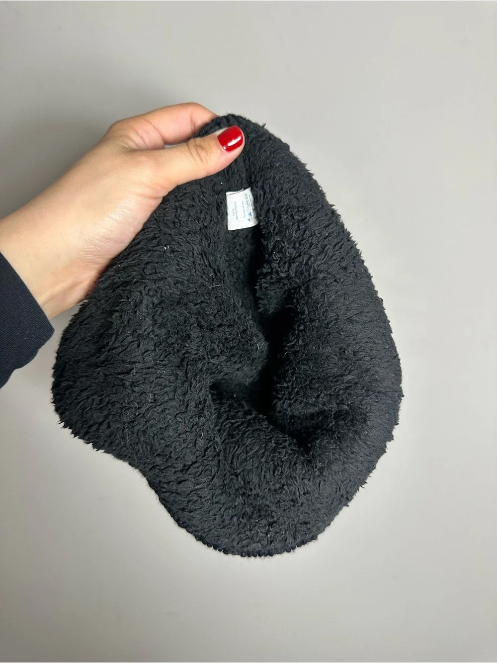 Lululemon Black Merino Wool Knit Lined Winter Hat